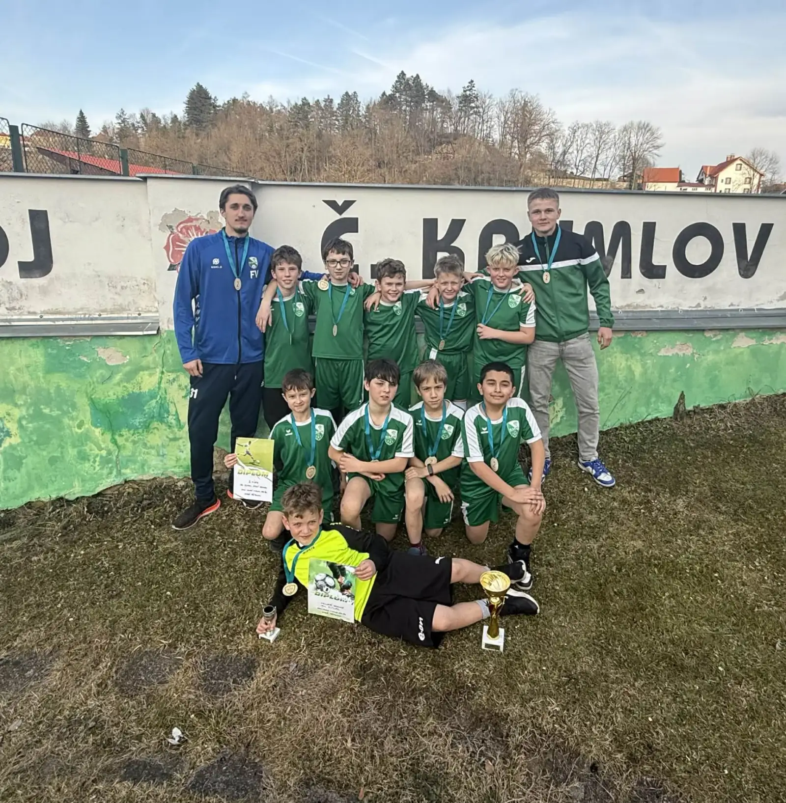 Starší přípravka vybojovala stříbro na domácím halovém turnaji