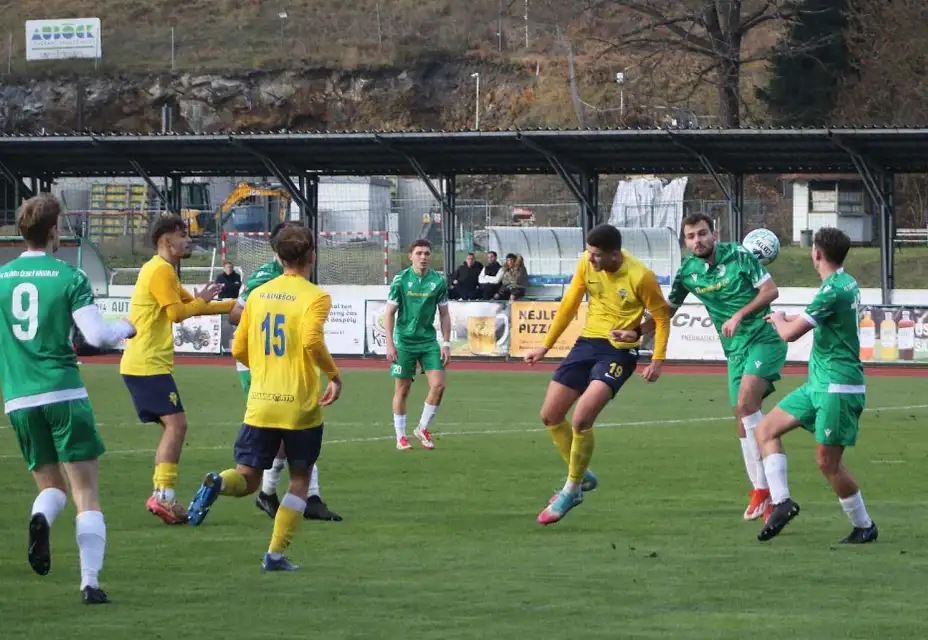 Prohra áčka na Hluboké v posledním podzimním kole 5:1