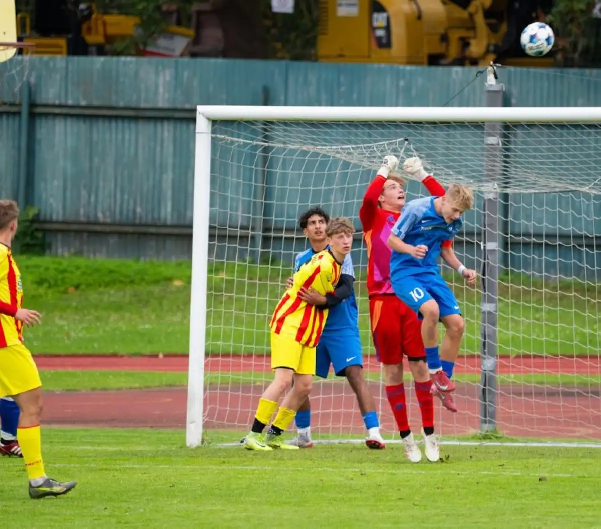 Důležitá výhra béčka ve Chvalšinách 1:2