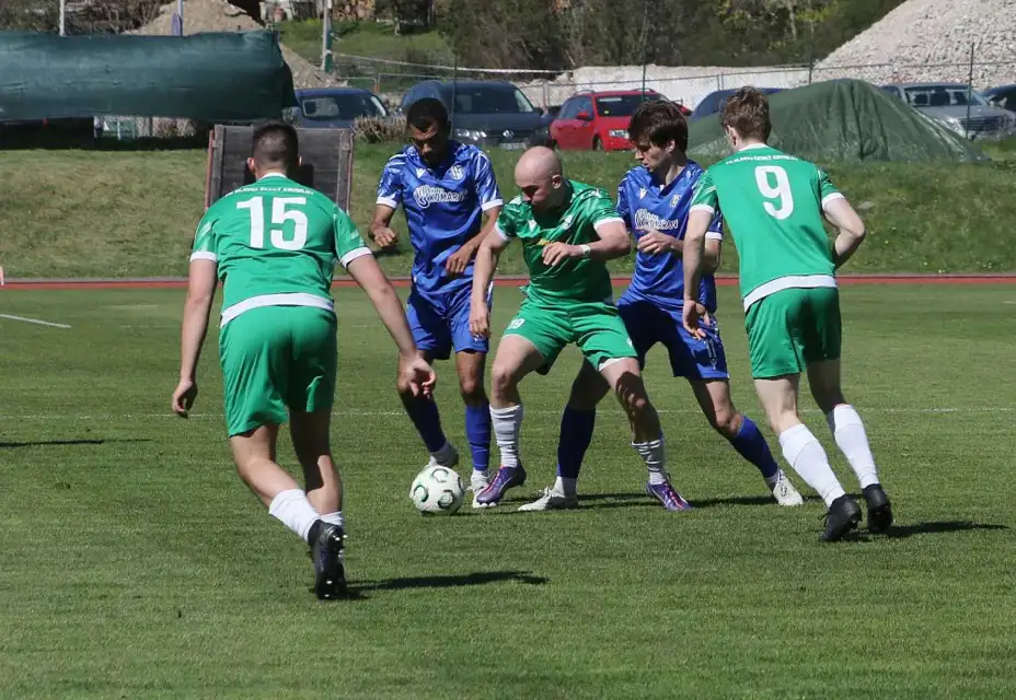 Áčko porazilo Komárov 4:2