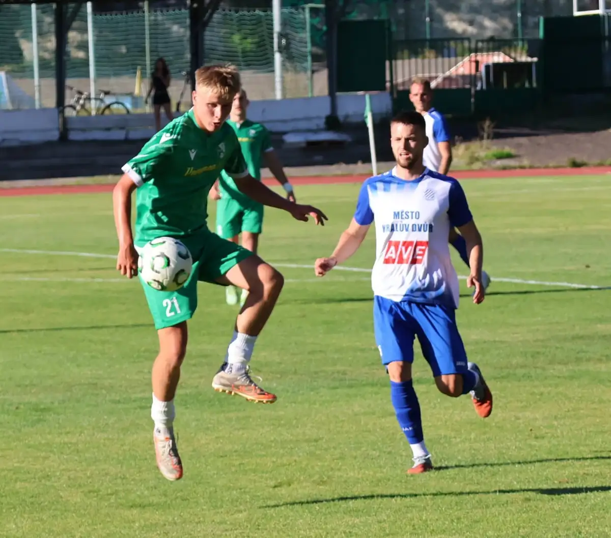 Béčko porazilo v úvodním kolem SK Mladé tenisově 6:1