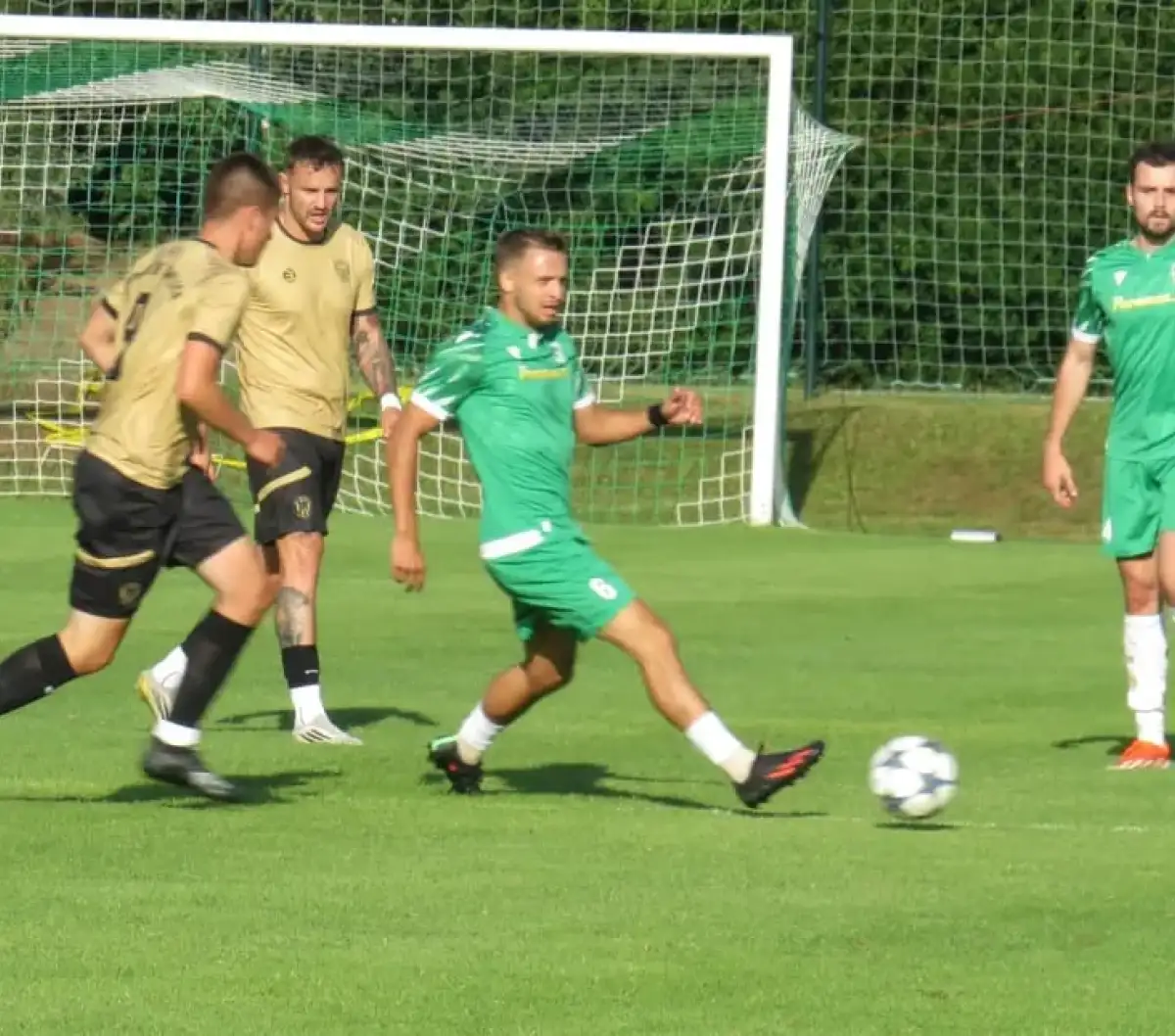 Vysoká sedmigólová výhra áčka v přípravném derby proti Kaplici