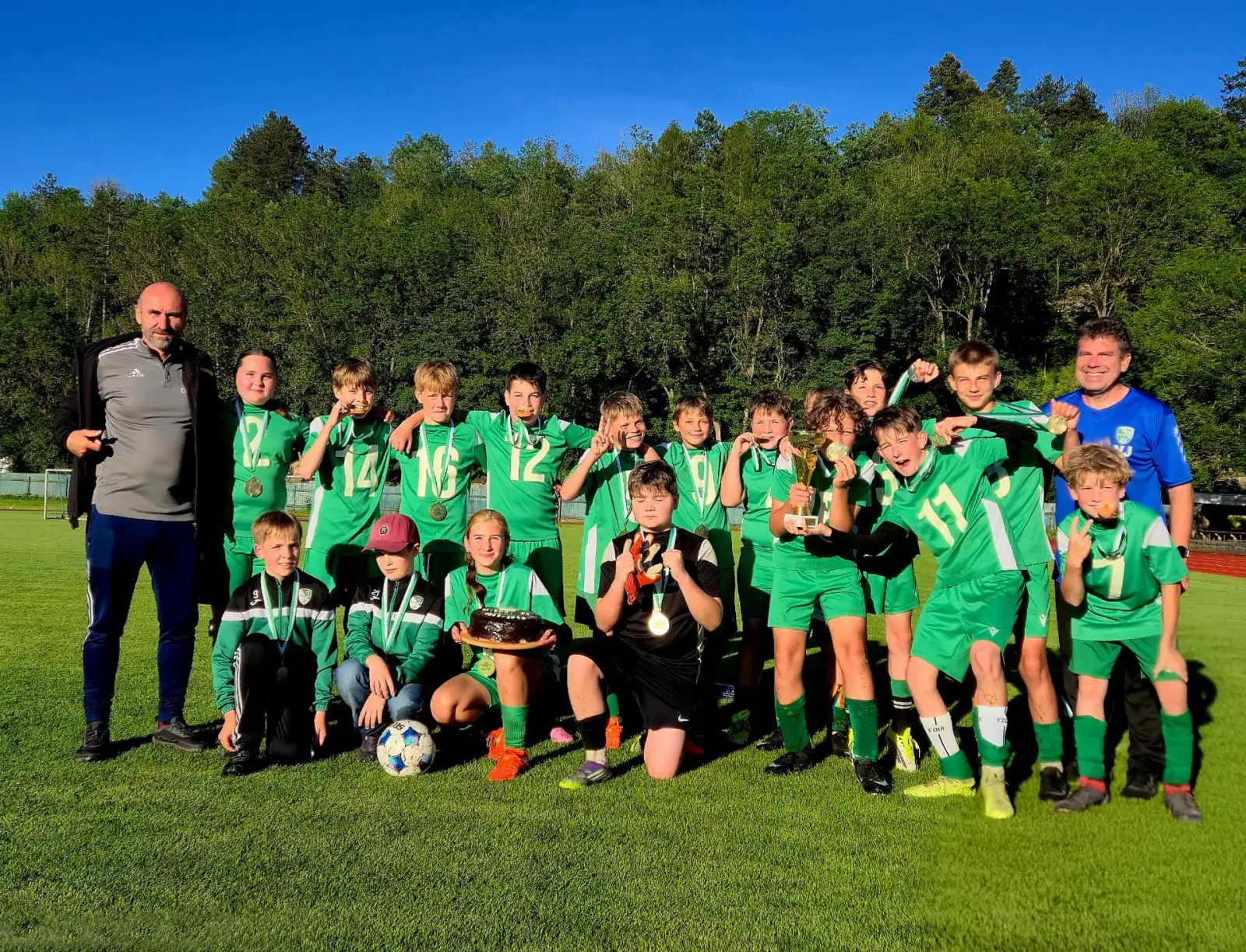 Mladší žáci FK Slavoj Český Krumlov obhájili prvenství v Okresním přeboru